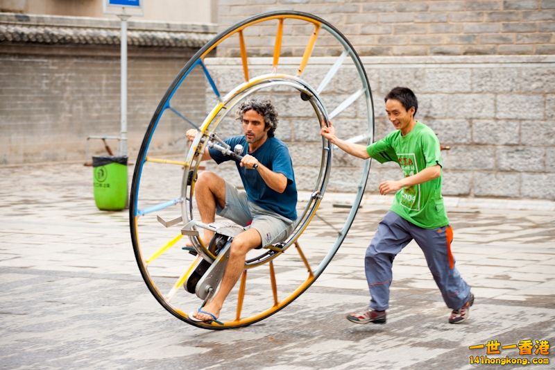 110129_one_wheel_bicycle_unique_kunming_chinaIMG_8073.jpg