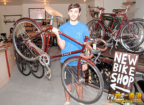 wb_newbikeshop_2011_06_17_bk01_z.jpg