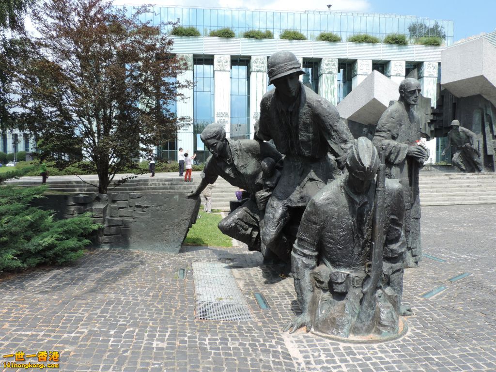 (179).JPG
