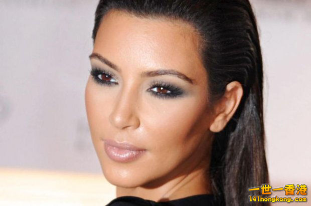 Ameerah Al-Taweel 5.jpg