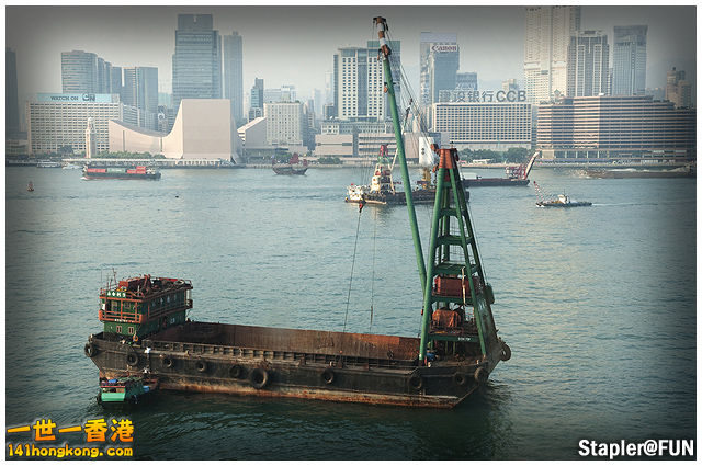 HK Harbor 01.jpg