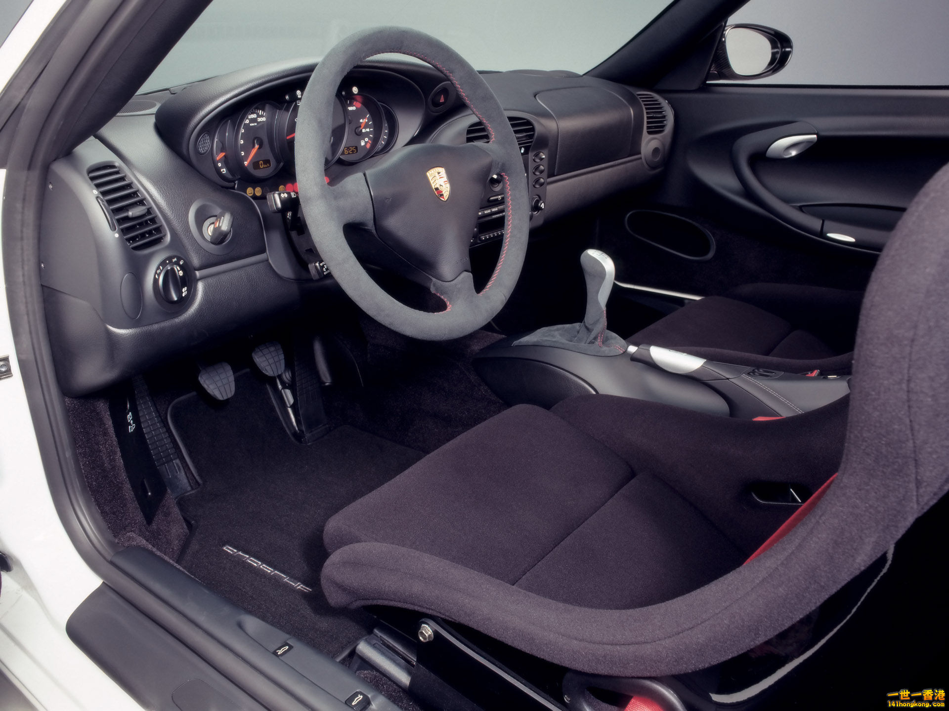 2004-Porsche-911-GT3-RS-Interior-1920x1440.jpg