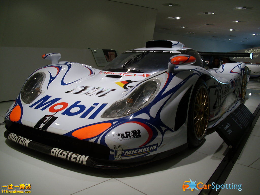 Porsche-Porsche-911-GT1_7175.jpg