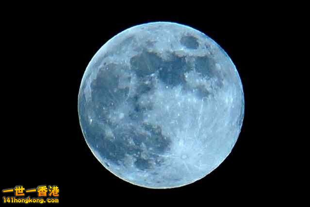 F8.0 1/200s ISO100