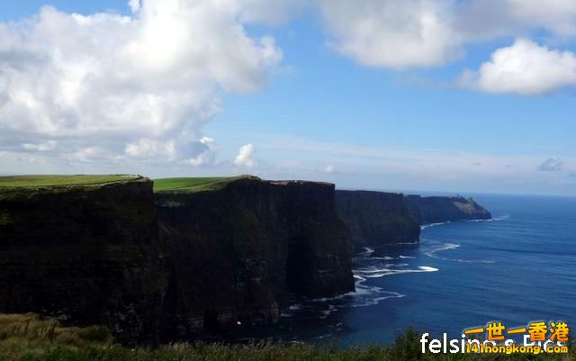 Cliffs of Moher - main platform 6.JPG