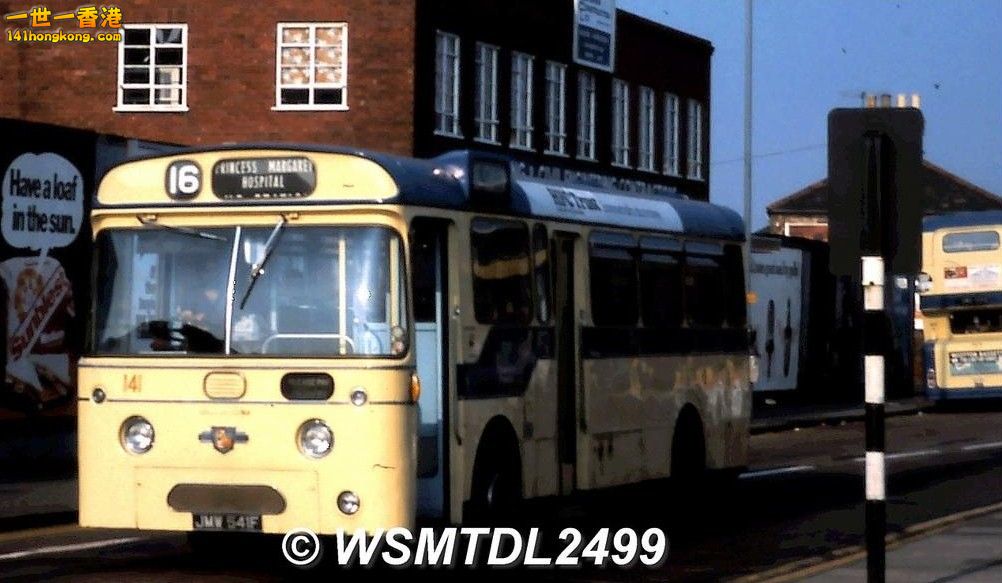 141 JMW 541F Leyland Leopard Pennine. SWINDON.jpg
