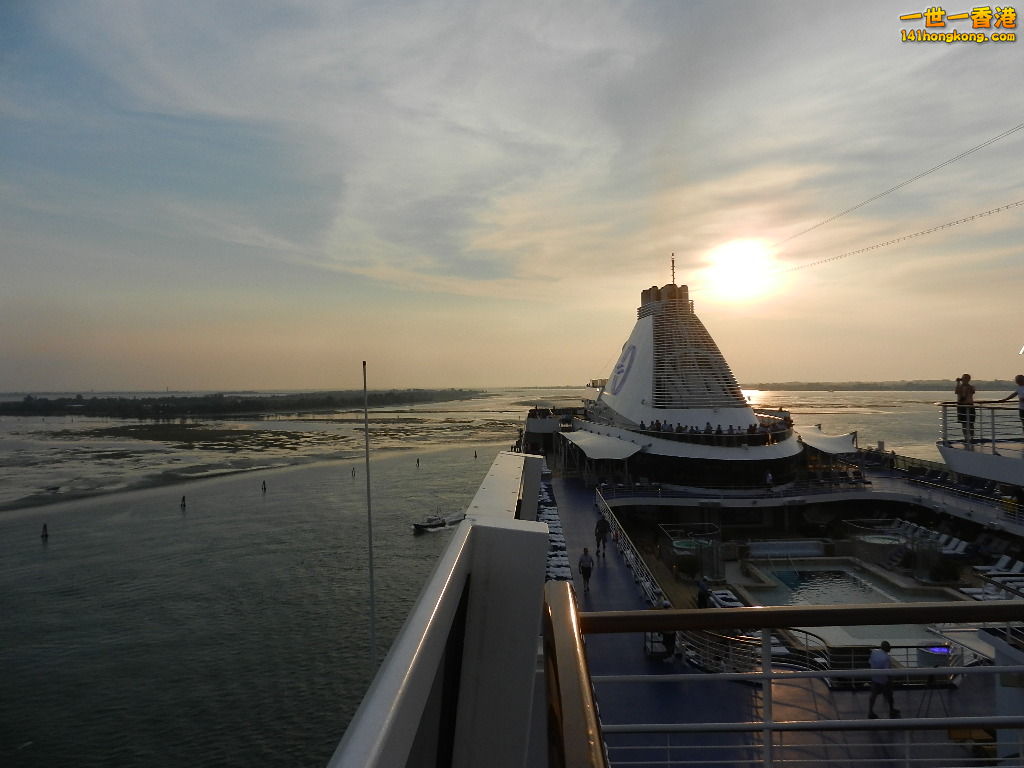 DSCN7833.JPG
