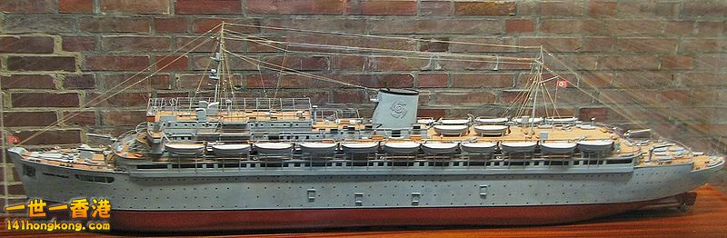 A model of the Wilhelm Gustloff at the Laboe Naval Memorial.jpg