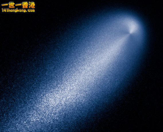 hst_cometison_enhanced.jpg