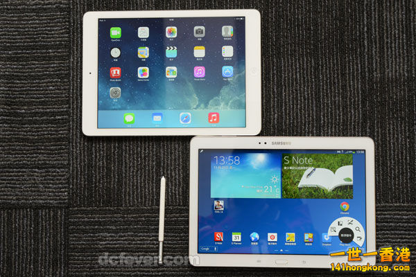 131129_ipadgalaxy_01.jpg