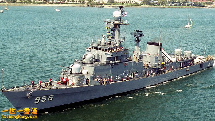 後期型蔚山級的慶北號(FFK-956)，火砲較早期型大幅強化，電子系統也經過改良。.jpg.jpg