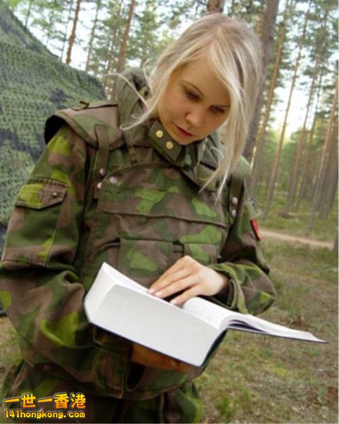 Finnish female soldier.jpg