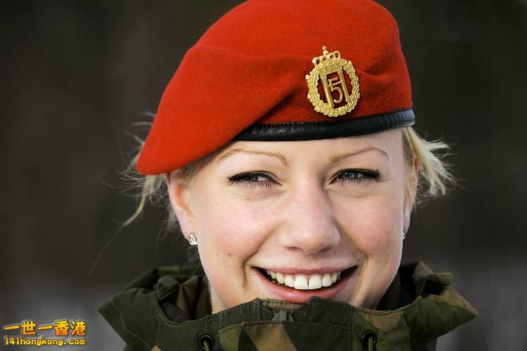 Norwegia Female Soldier.jpg