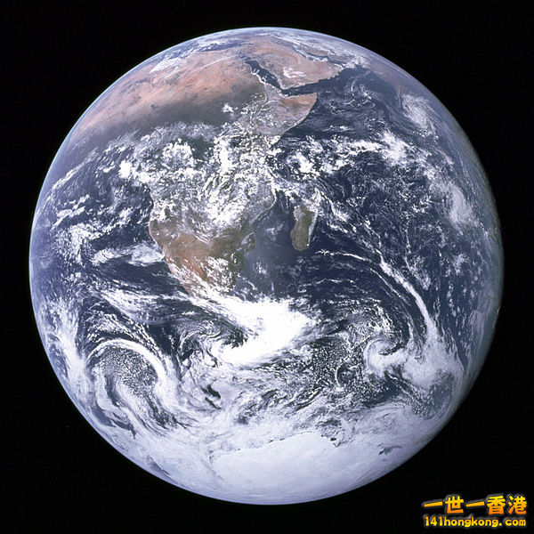 600px-The_Earth_seen_from_Apollo_17.jpeg