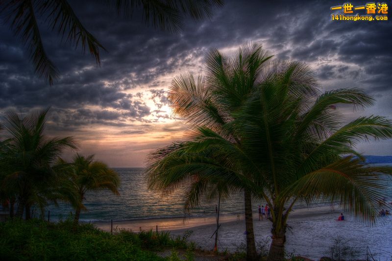 DSC03976_7_8_tonemapped.jpg