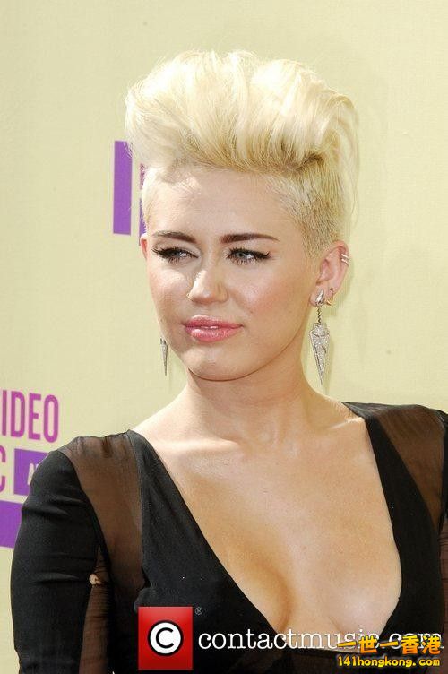 miley-cyrus-2012-mtv-video-music-awards_4063247.jpg