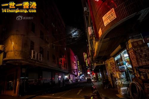 毛毛，KTV停业后，男朋友把她身上仅有的四千块钱拿走后就失去了联系，据她自己称，现在欠着房租，下一步，她打算到工厂找份工作。