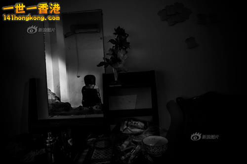 毛毛，KTV停业后，男朋友把她身上仅有的四千块钱拿走后就失去了联系，据她自己称，现在欠着房租，下一步，她打算到工厂找份工作。