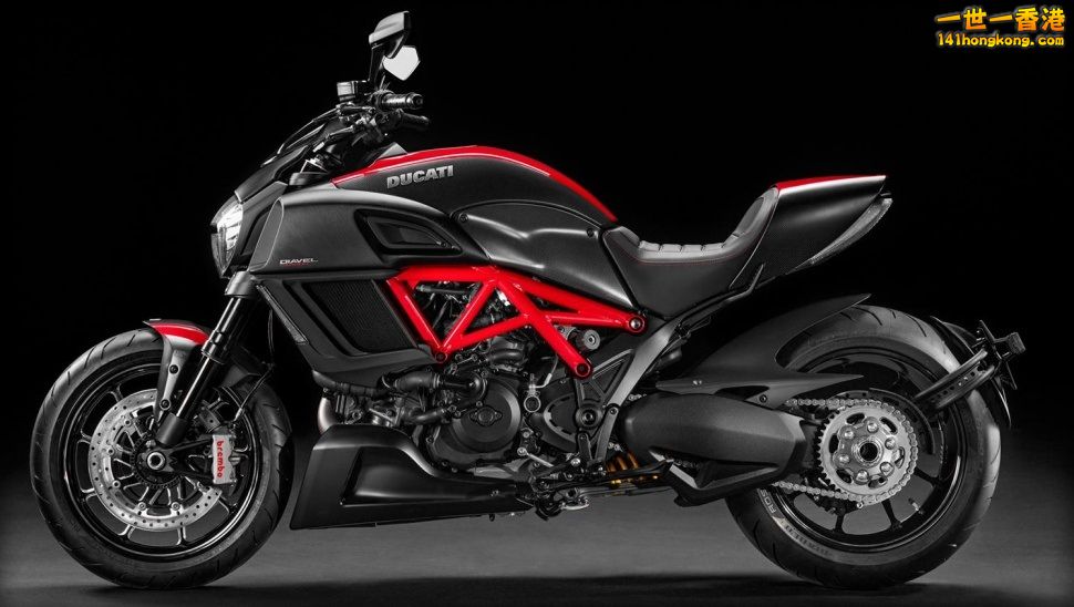 ducati-diavel-carbon-red-left-970x548-c.jpg