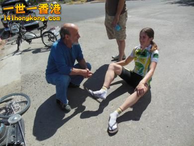 Drag Races - Kira shows off her leg muscles to Georgi - he could build her  a fa.jpg