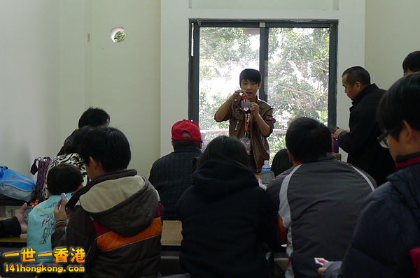老師教學中.jpg