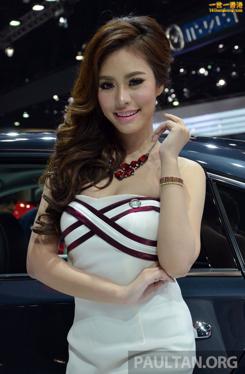 BKK-2014-Girls-Part-1-57-850x1297.jpg