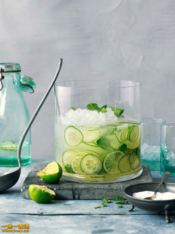 adaymag-detox-water-06.jpg