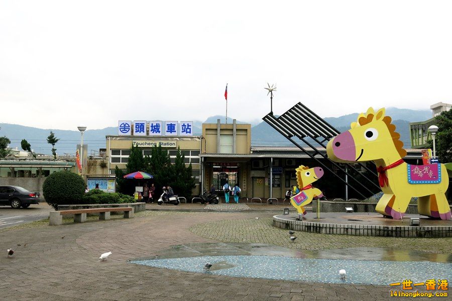 010.JPG