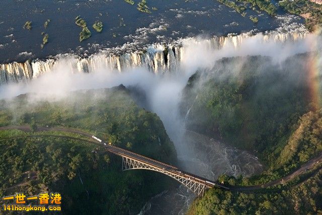 Victoria-Falls-3.jpg