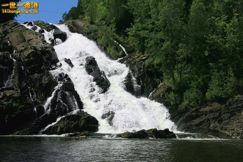 Sutherland Falls.jpg