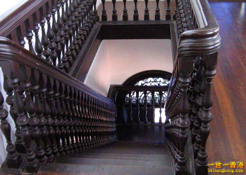 penang-blue-mansion-wooden-staircase.jpg
