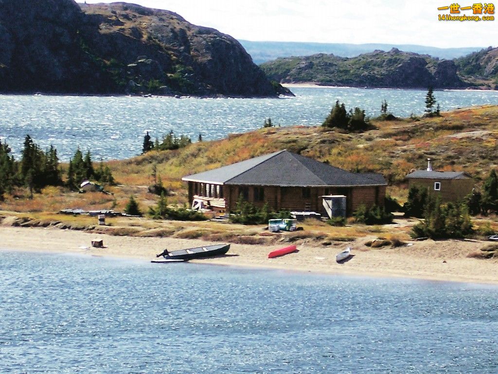 (Mistastin Lake4.jpg