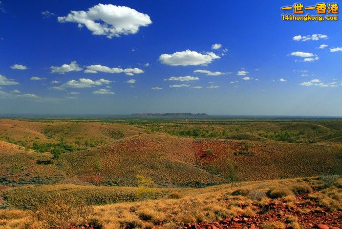 Gosses Bluff Crater 5.jpg