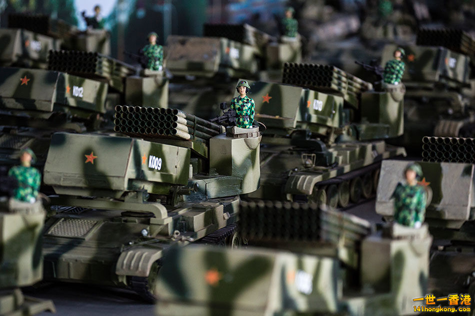 20130329_pla_military_parade_china_60th_anniversary_diarama_hengdian12.jpg