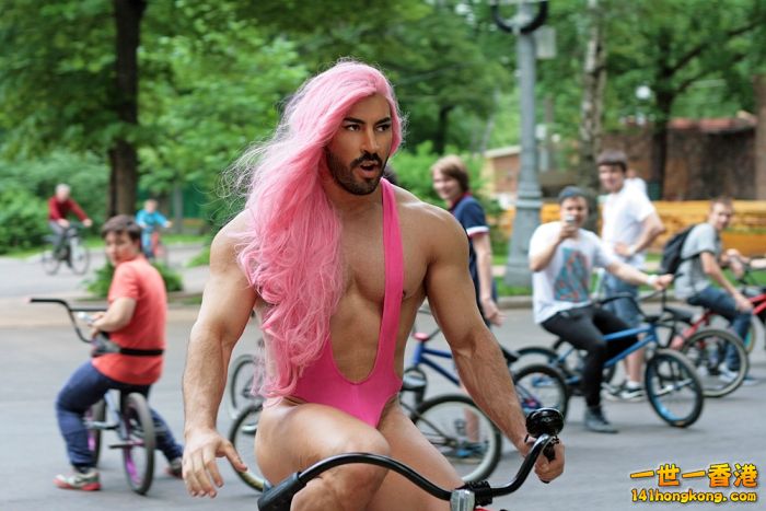 sexy-pink-hair-on-a-bike.jpg