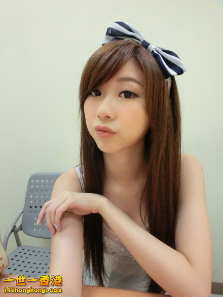 69720780jw1ehlyqdh1bdj22bc334qv5.jpg
