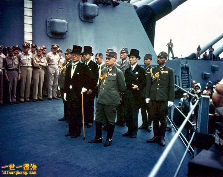 Surrender_of_Japan_-_USS_Missouri.jpg