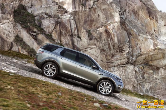 lr_ds_exterior_location_05 (1).jpg