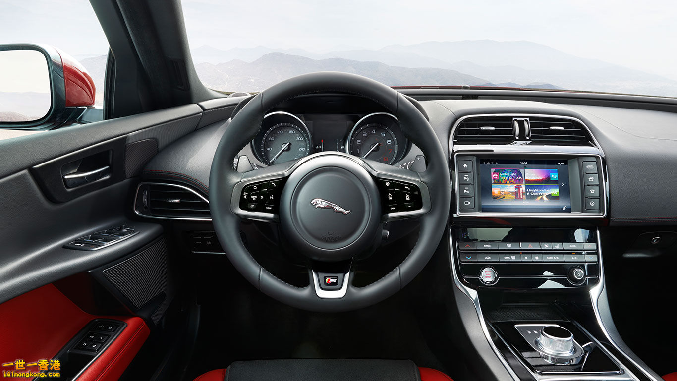 JAGUAR_XE_S_INT_07XES-device_Desktop-1366x769_tcm91-113568_desktop_1366x769.jpg
