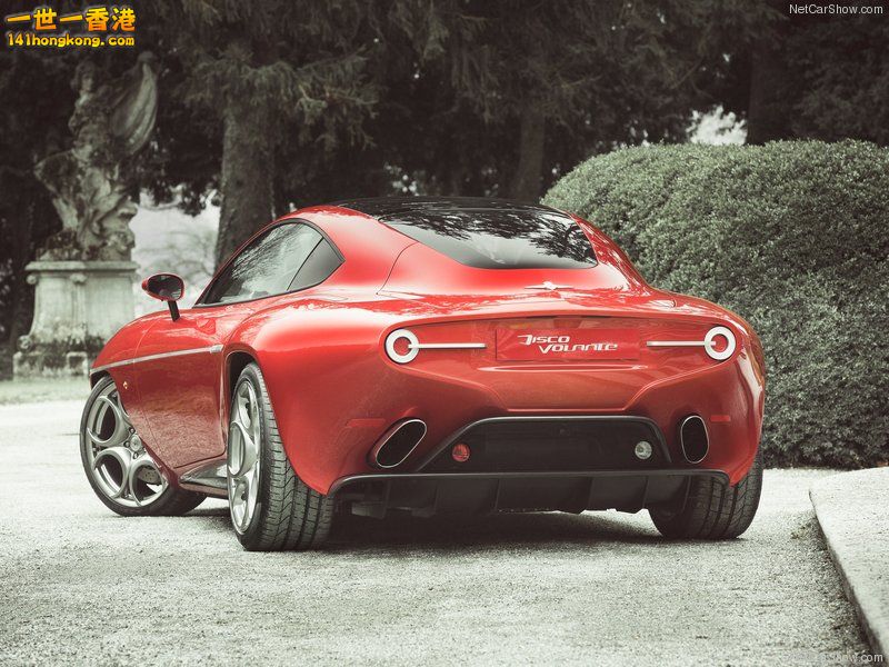 Alfa_Romeo-Disco_Volante_Touring_2013_800x600_wallpaper_06.jpg