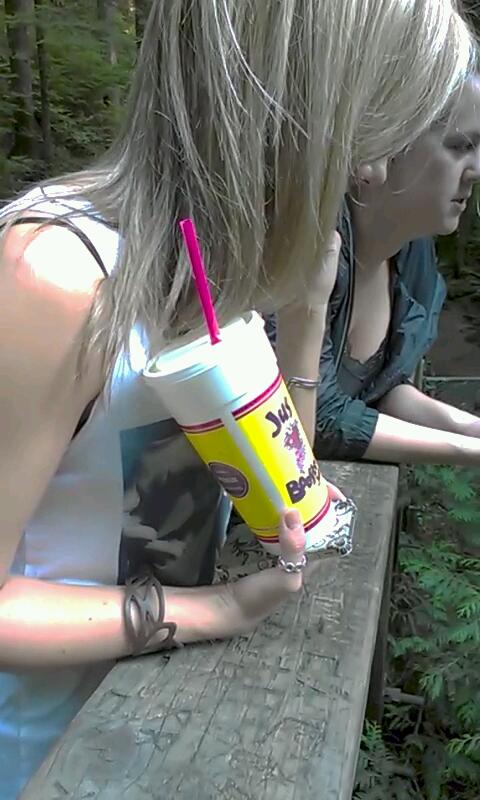 VIDEO0103_0000011274.jpg