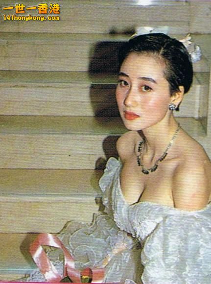 利智  Nina Li.jpg