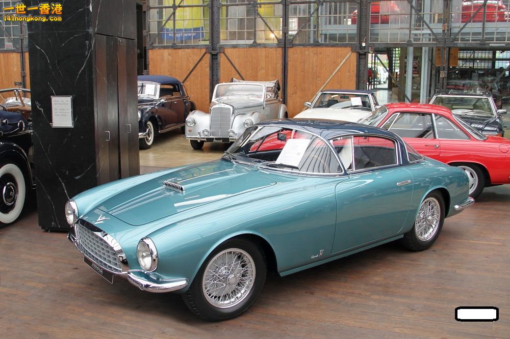 Fiat 1955 8V Coupé Vignale.jpg