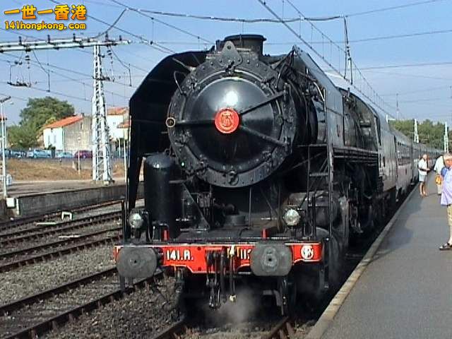 141蒸汽車頭.jpg