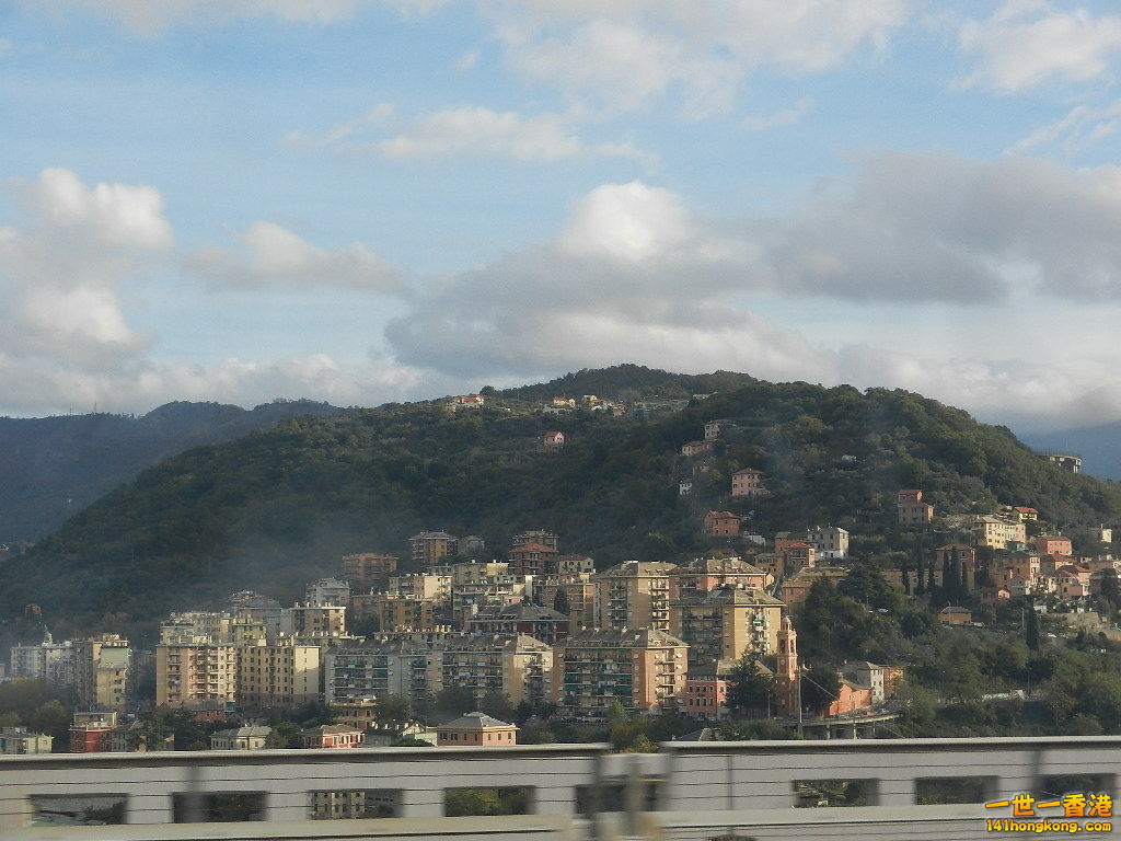 DSCN2025.JPG