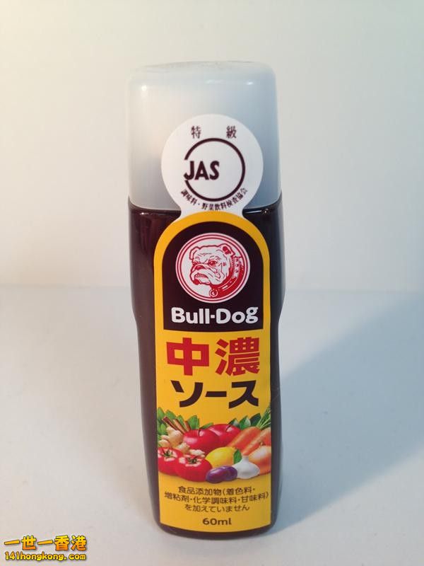 bull-dog_tonkatsu_sauce_close.jpg