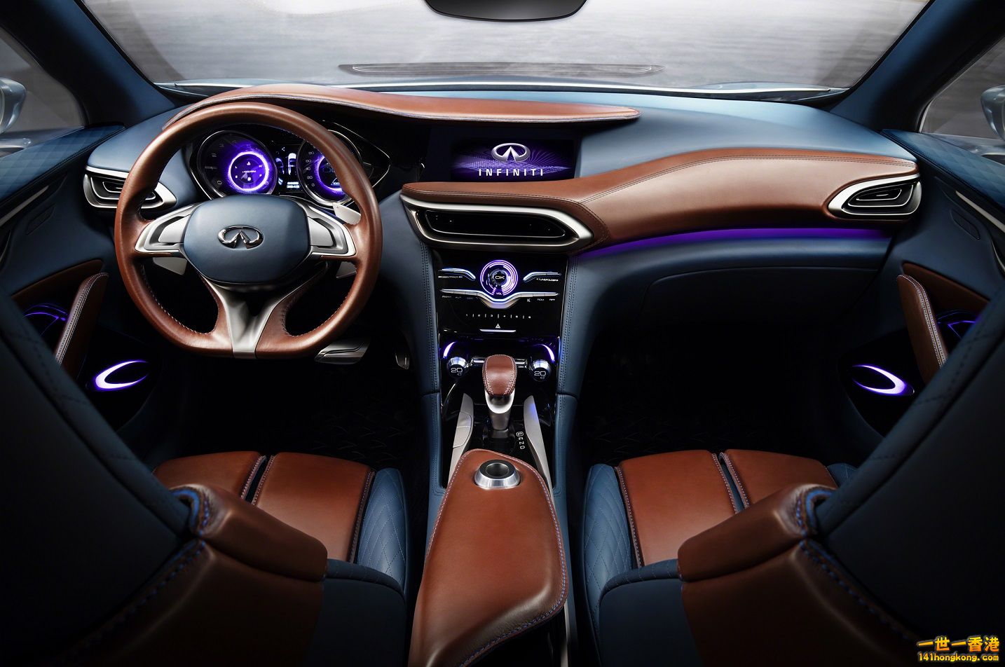 infiniti-qx30-concept--interior.jpg