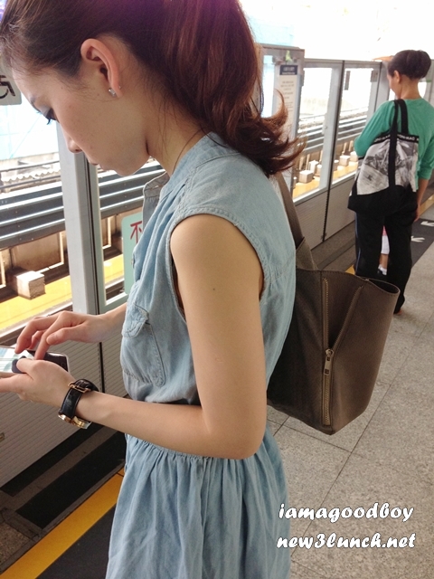 123353mff60lq00b0l8wq0.jpg