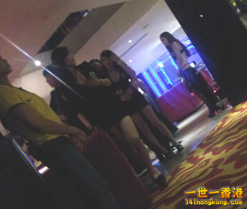  之前影落女神的模樣