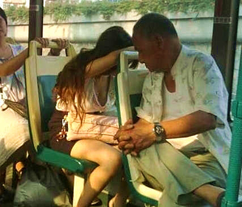 偷拍，走光，博懵49.jpg